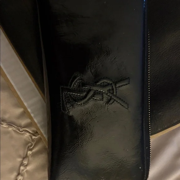 Yves Saint Laurent Elegant Black Tote and Wallet - Picture 2 of 13